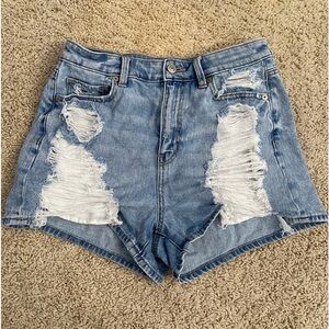 ripped denim short
